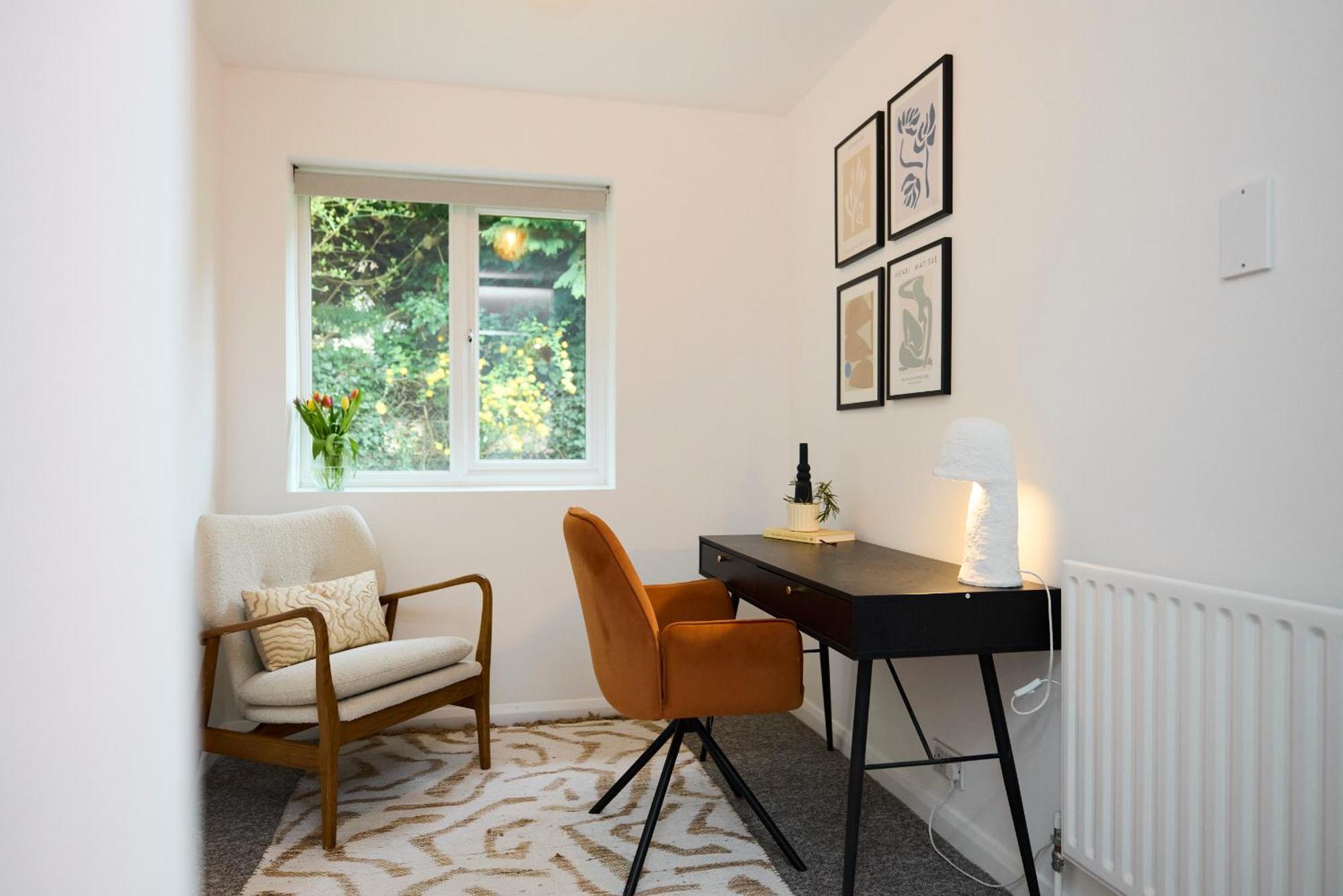 The Garden House - Spacious 5-bed With Garden & Balcony Apartment Oxford